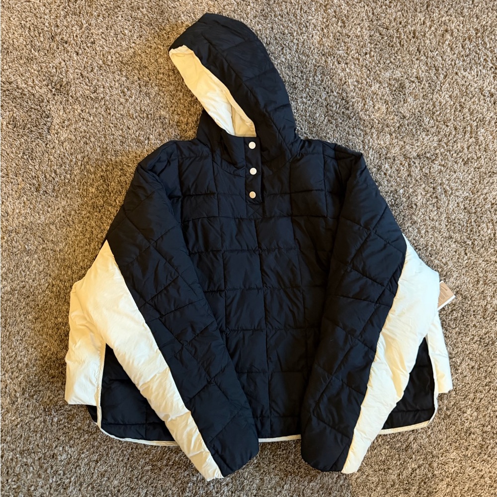 Women’s Cropped Black and White Puffer Jacket